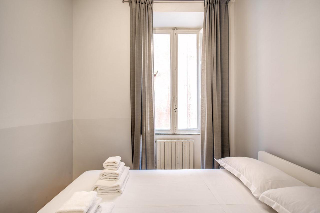 Family Room In Via Del Corso Central Roma Ngoại thất bức ảnh