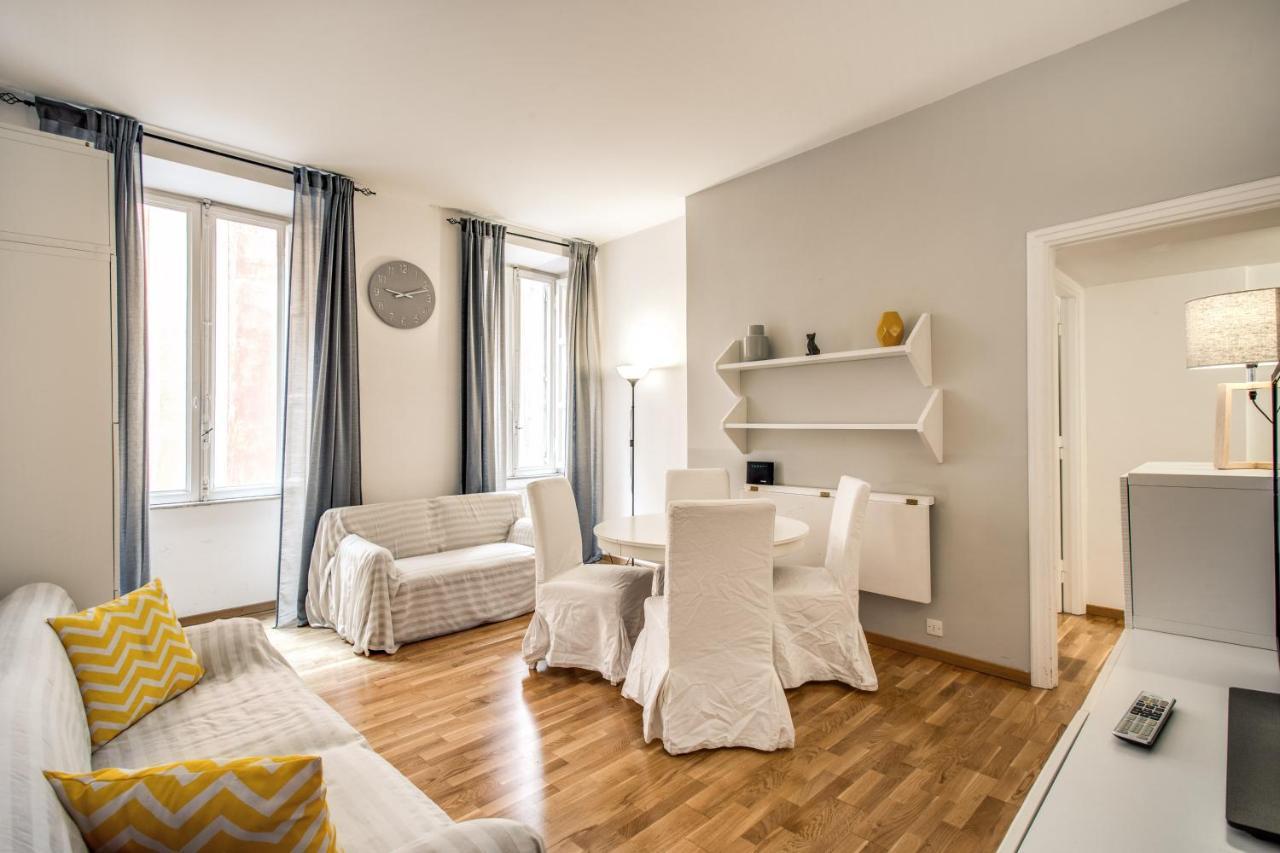 Family Room In Via Del Corso Central Roma Ngoại thất bức ảnh